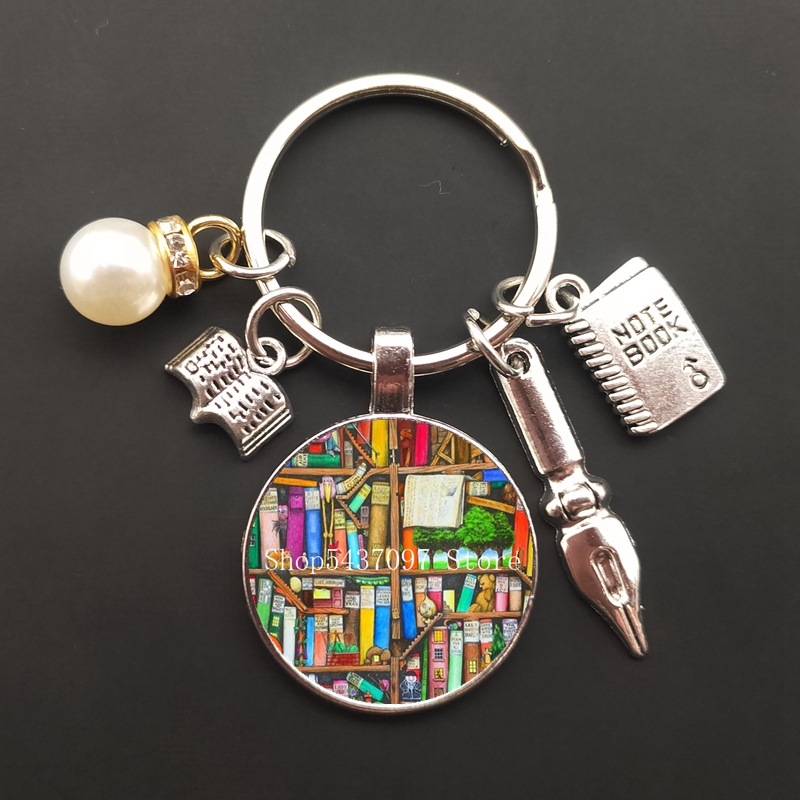 New retro book photo keychain  - Jewelry Making Journal reseña y precio