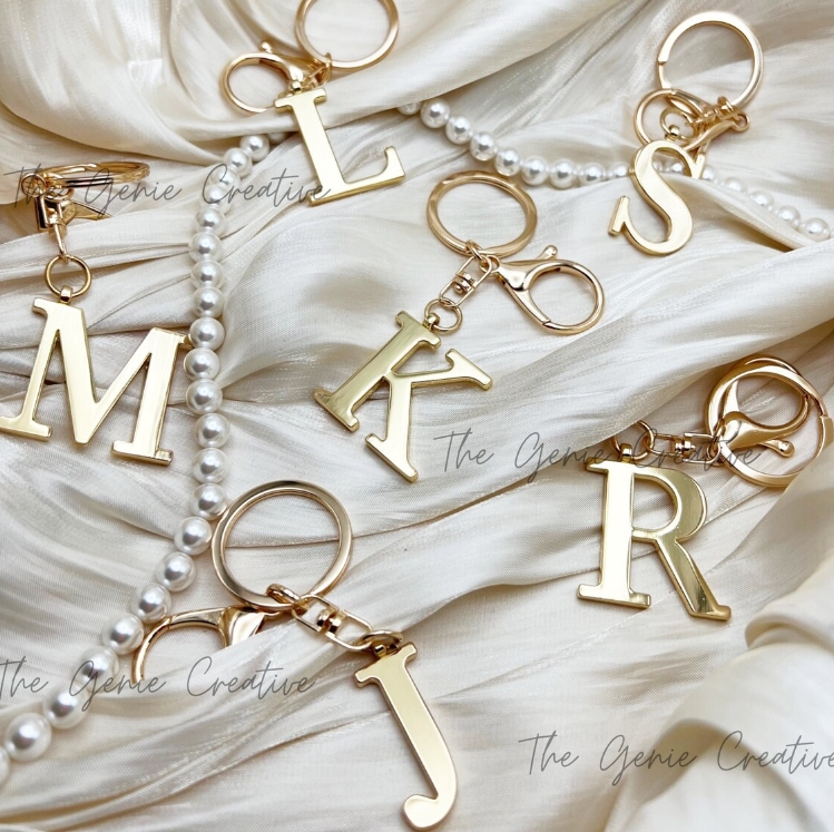 Stainless Steel 3D Initial Key - Lobster Clasp Silver reseña y precio